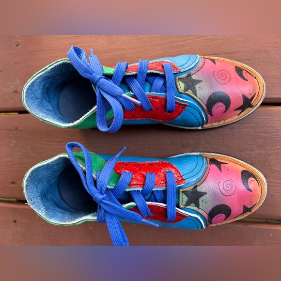 Handmade leather women’s booties. - Picture 4 of 11